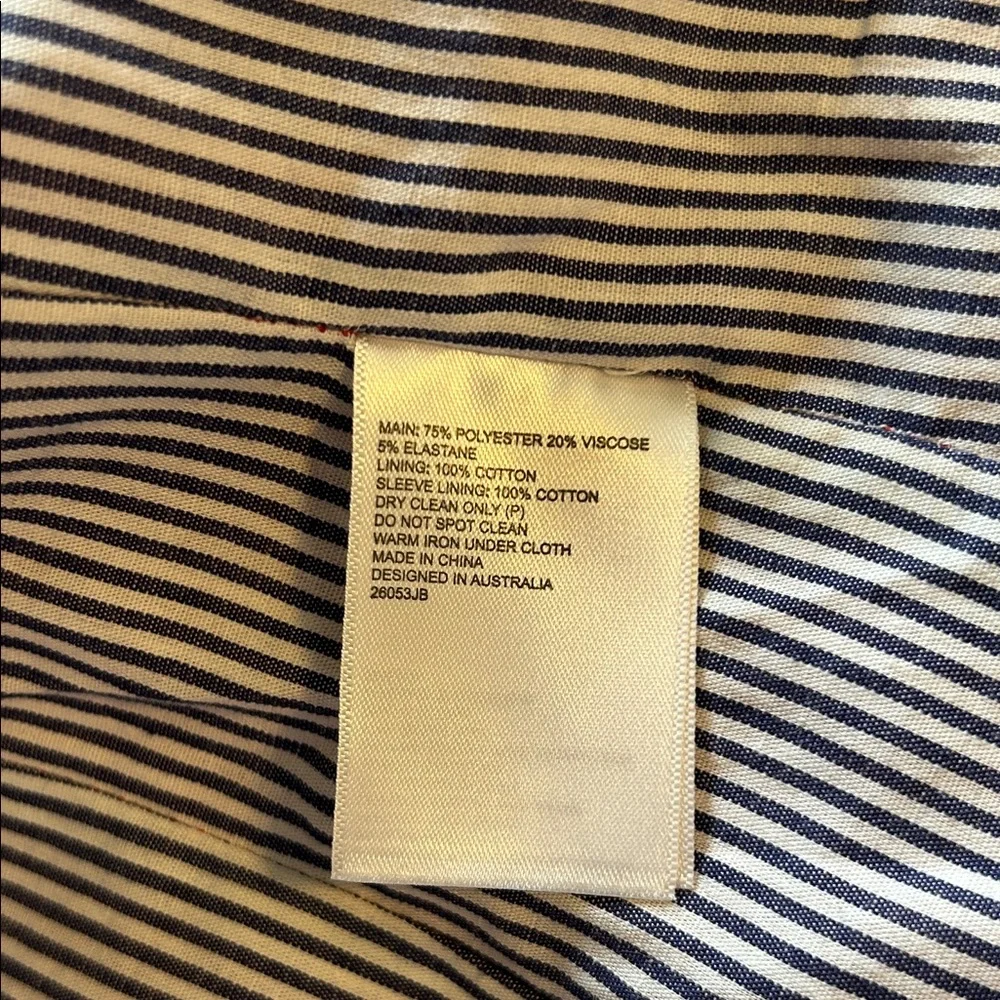 Bardot Scarlet Blazer - Picture 4 of 4